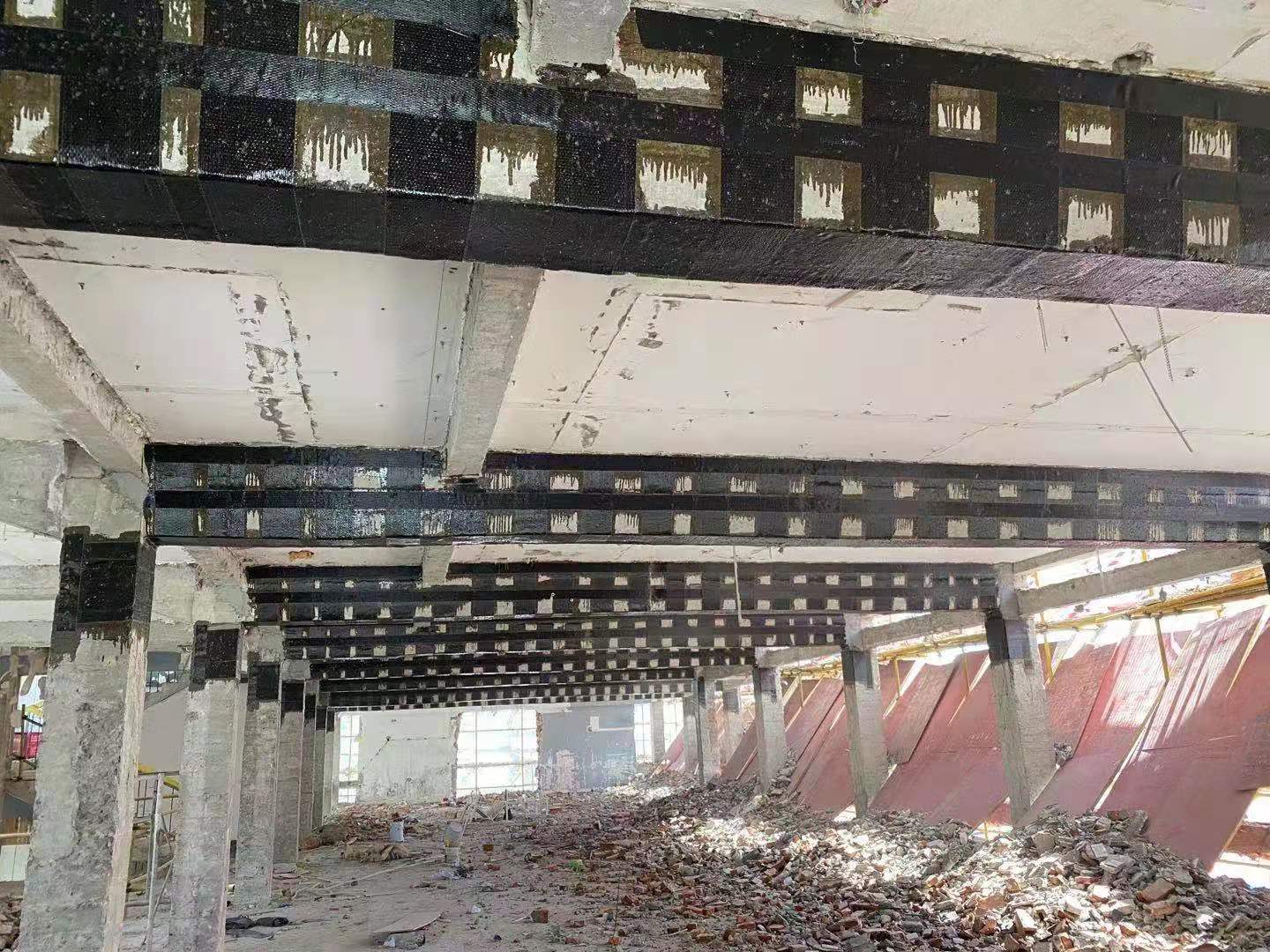 武强碳纤维加固对症处理好房屋